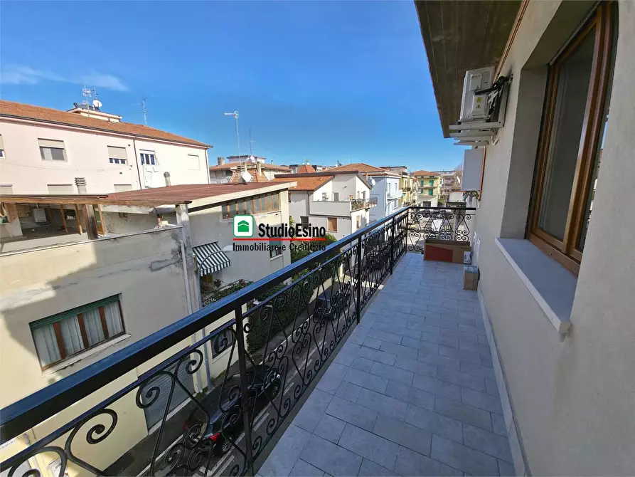 Immagine 4 di Appartamento in vendita  6 a San Benedetto Del Tronto
