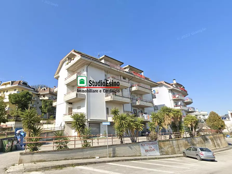 Immagine 1 di Garage in vendita  a Monteprandone