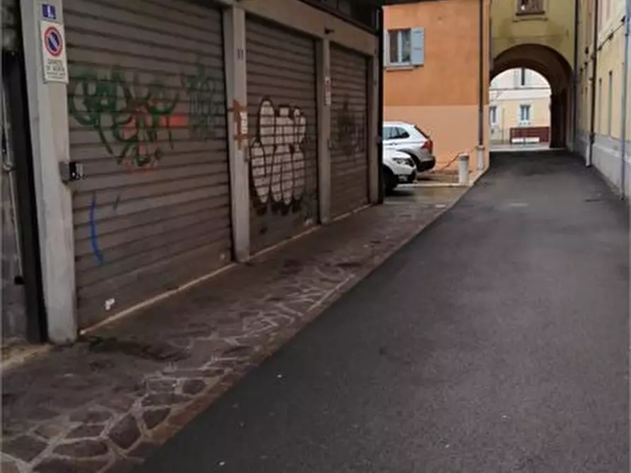 Immagine 2 di Magazzino in affitto  a Carpi