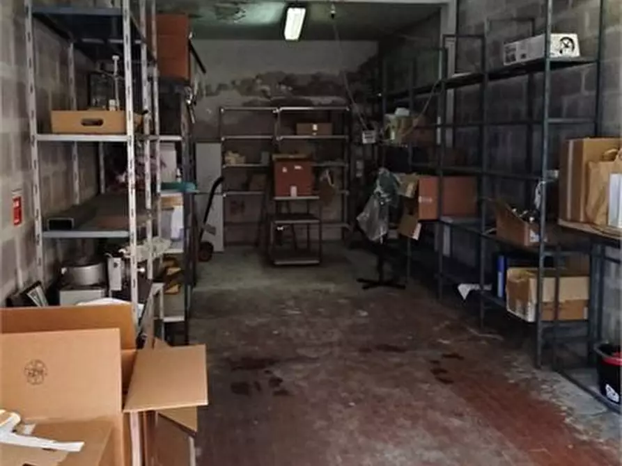 Immagine 3 di Magazzino in affitto  a Carpi