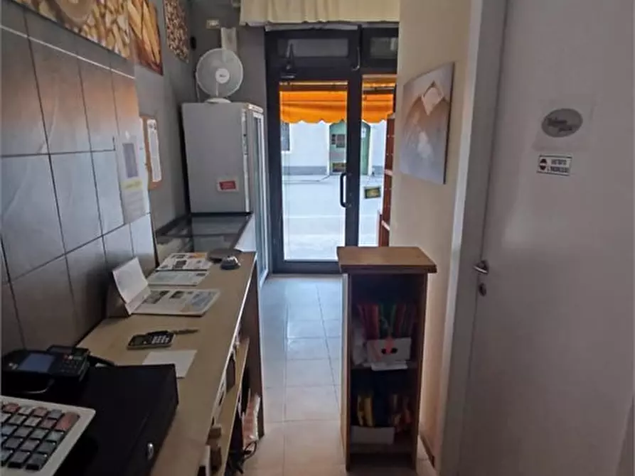 Immagine 3 di Licenza in vendita  a Campogalliano