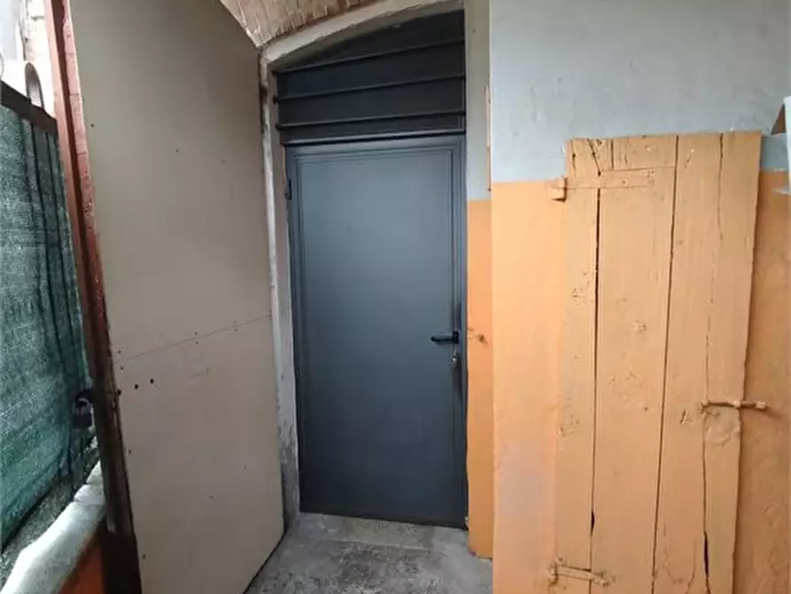 Immagine 6 di Licenza in vendita  a Campogalliano