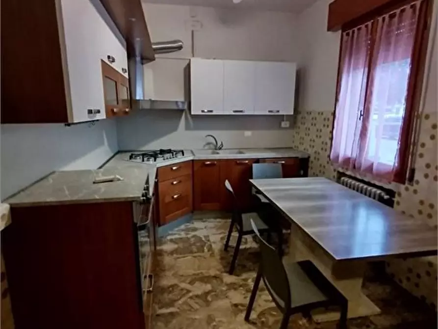 Immagine 2 di Casa indipendente in vendita  a Carpi
