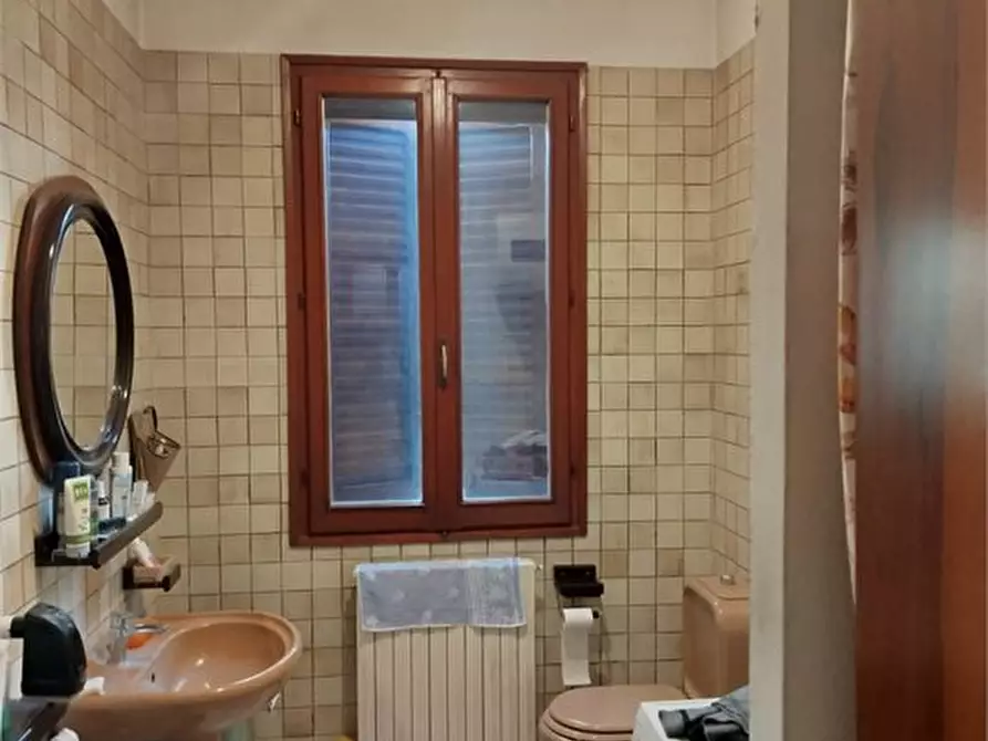 Immagine 9 di Casa indipendente in vendita  a Carpi