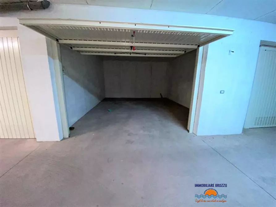 Immagine 4 di Garage in vendita  a Castelsardo