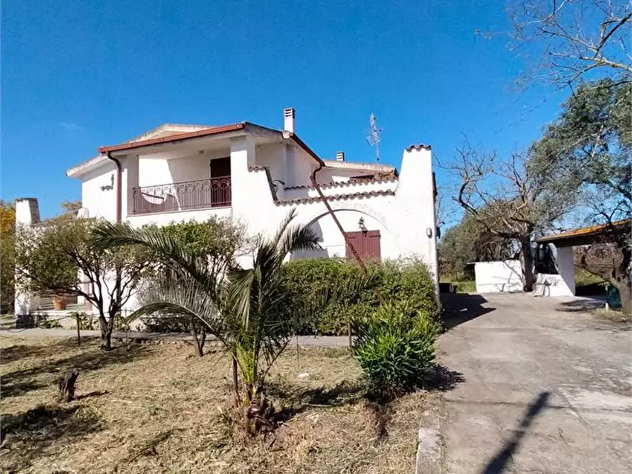 Immagine 2 di Villa in vendita  a Sorso