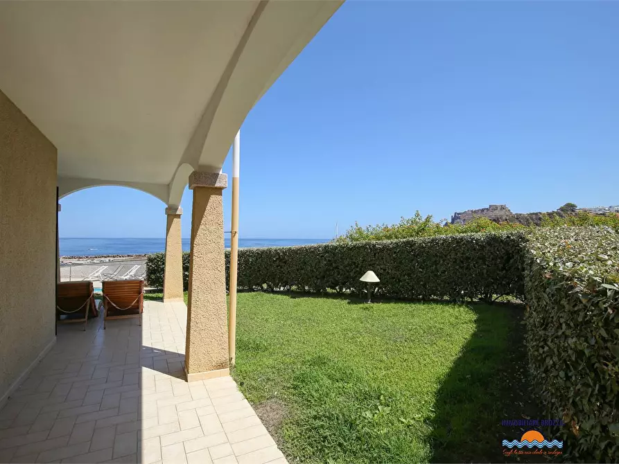 Immagine 9 di Villa in vendita  99 a Castelsardo