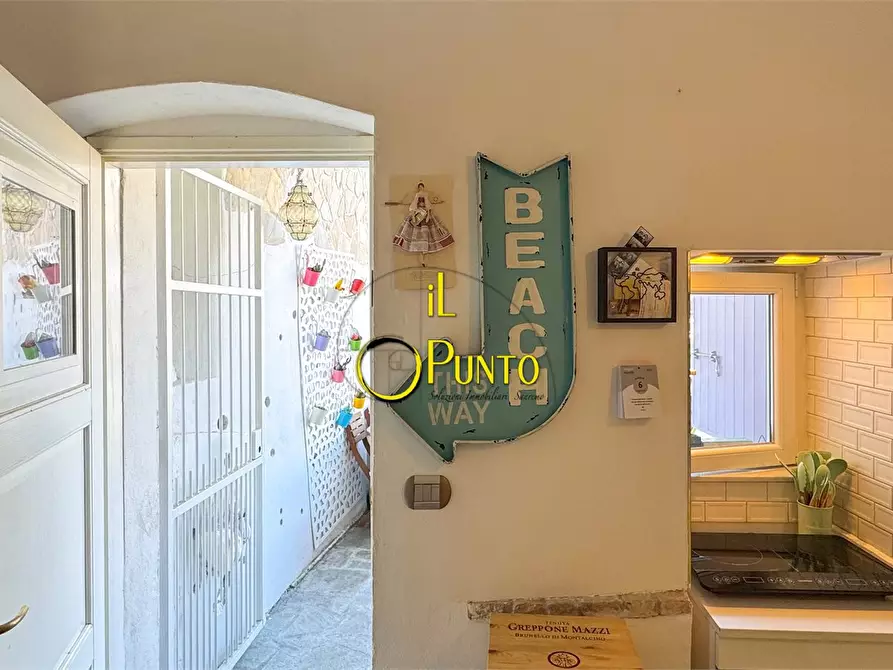 Immagine 4 di Appartamento in vendita  49 a San Remo