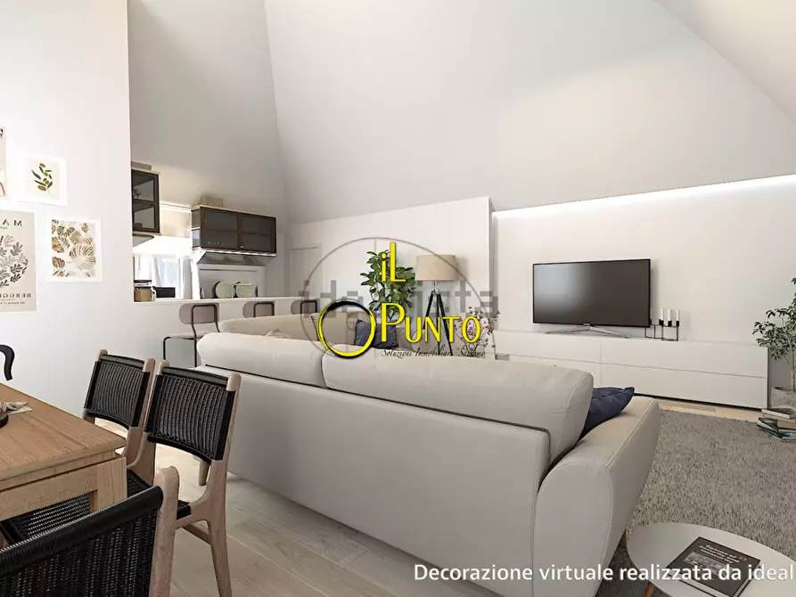 Immagine 3 di Appartamento in vendita  67 a San Remo