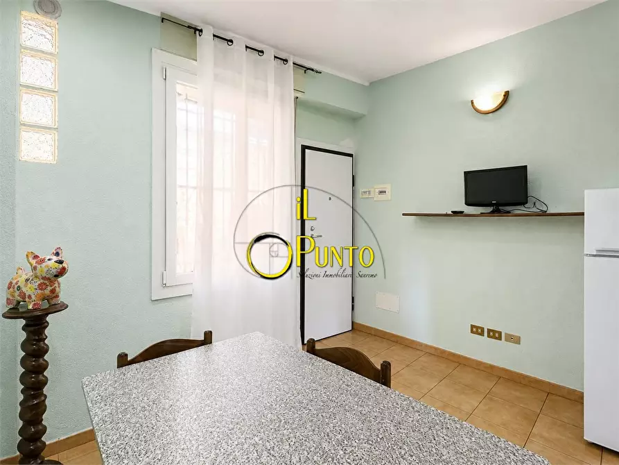 Immagine 2 di Appartamento in vendita  71 a San Remo