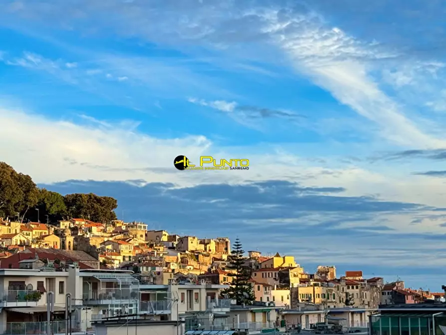 Immagine 3 di Attico in vendita  111 a San Remo
