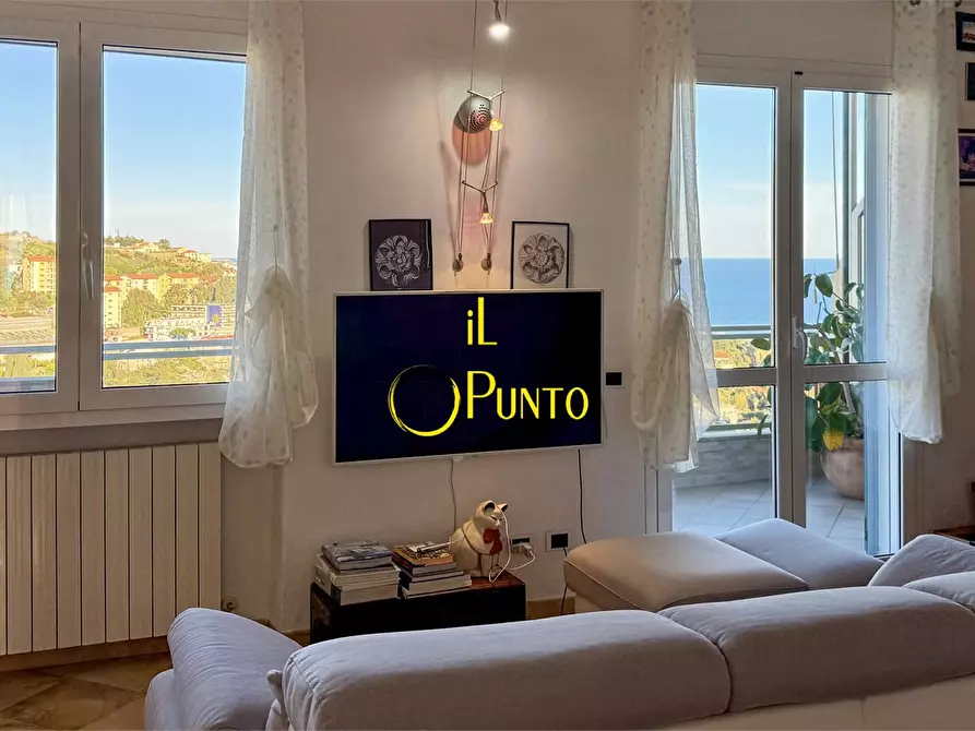 Immagine 3 di Attico in vendita  33 a San Remo