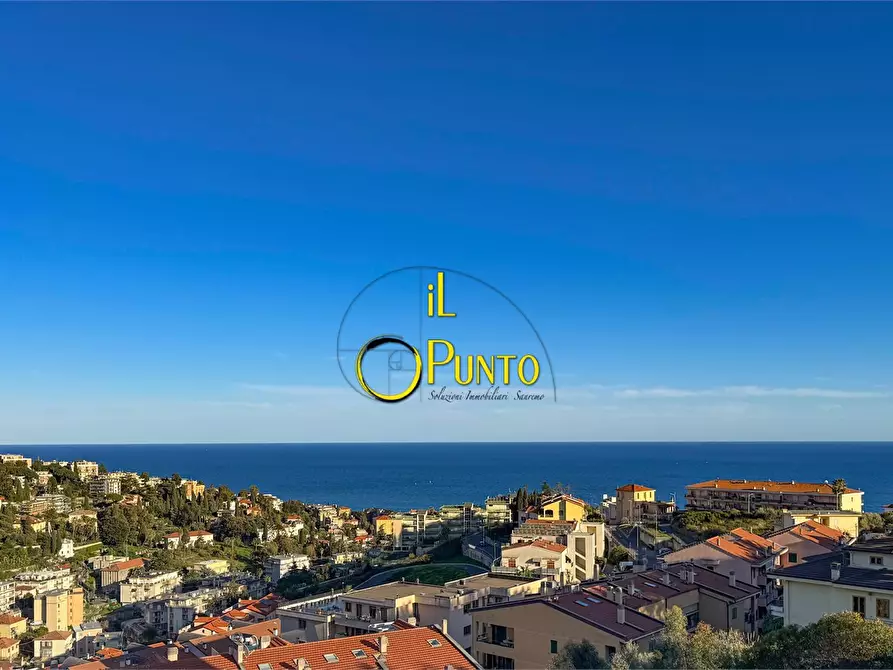 Immagine 10 di Attico in vendita  33 a San Remo
