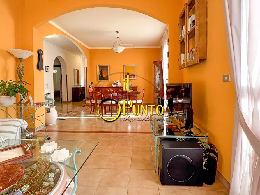 Immagine 5 di Villa in vendita  180 a San Remo