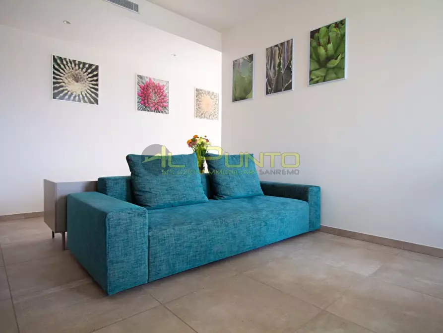 Immagine 10 di Villa in vendita  285 a San Remo