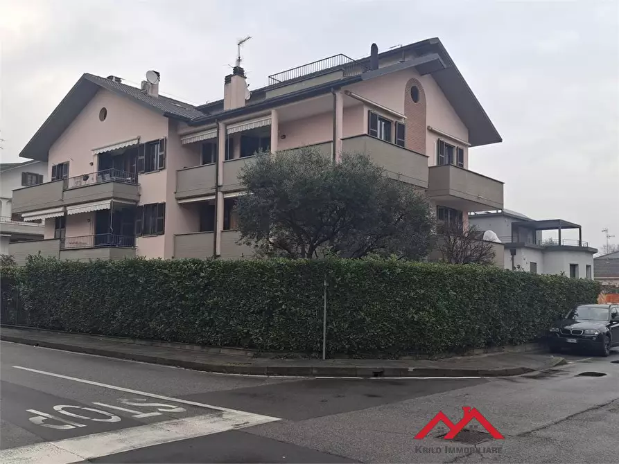 Immagine 1 di Appartamento in vendita  a Cernusco Sul Naviglio