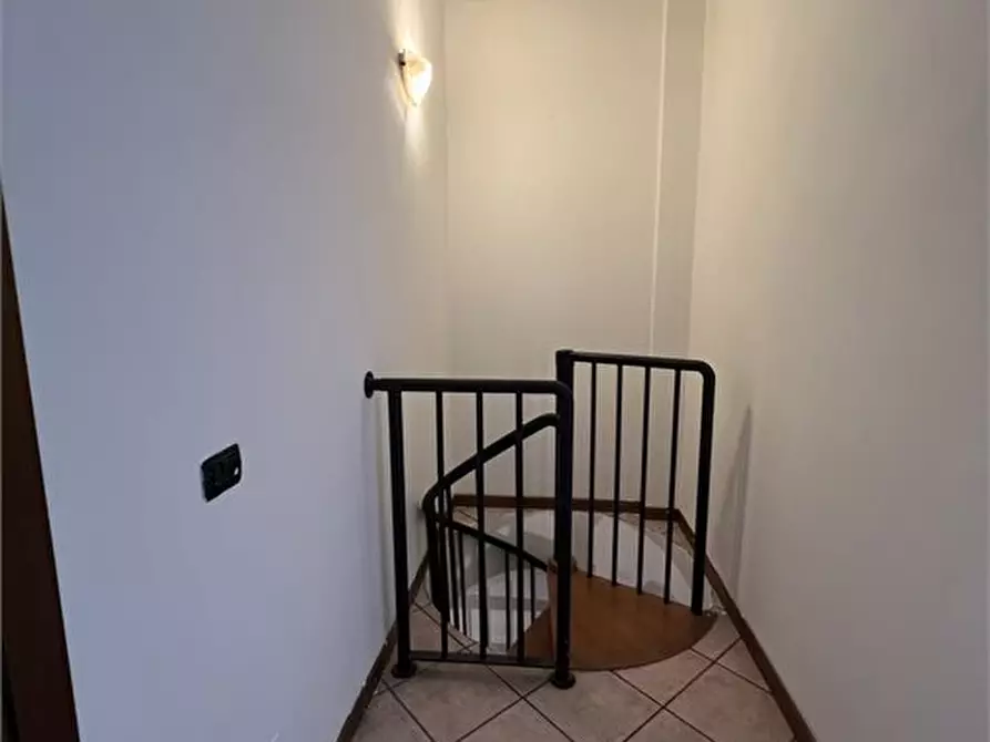 Immagine 9 di Appartamento in vendita  a Cernusco Sul Naviglio