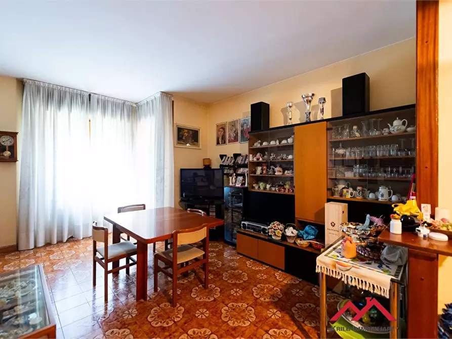 Immagine 5 di Appartamento in vendita  34 a Melzo