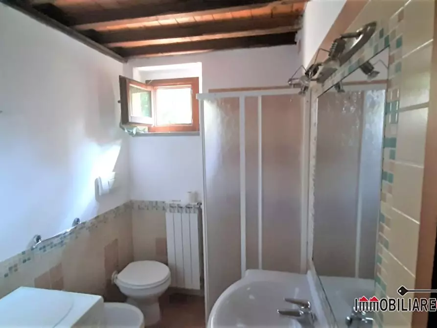 Immagine 9 di Appartamento in vendita  a Radicondoli