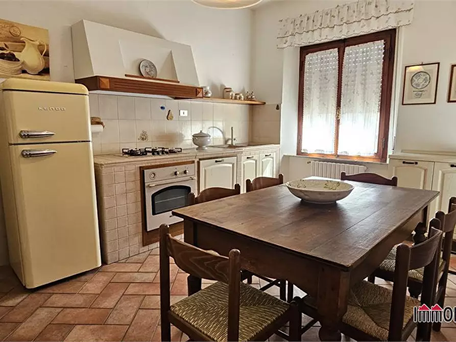 Immagine 8 di Appartamento in vendita  a Colle Di Val D'elsa
