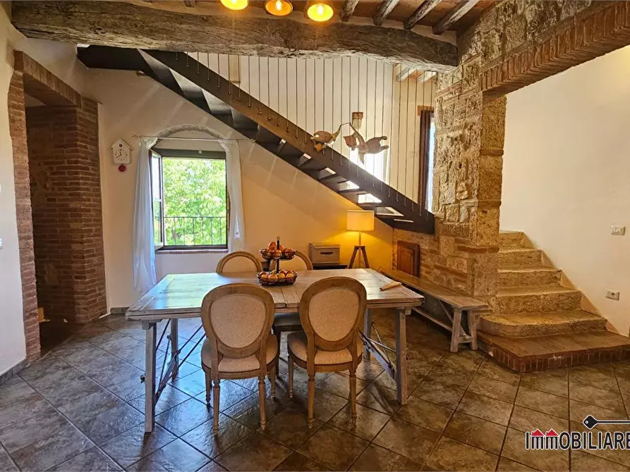 Immagine 7 di Rustico / casale in vendita  a Colle Di Val D'elsa