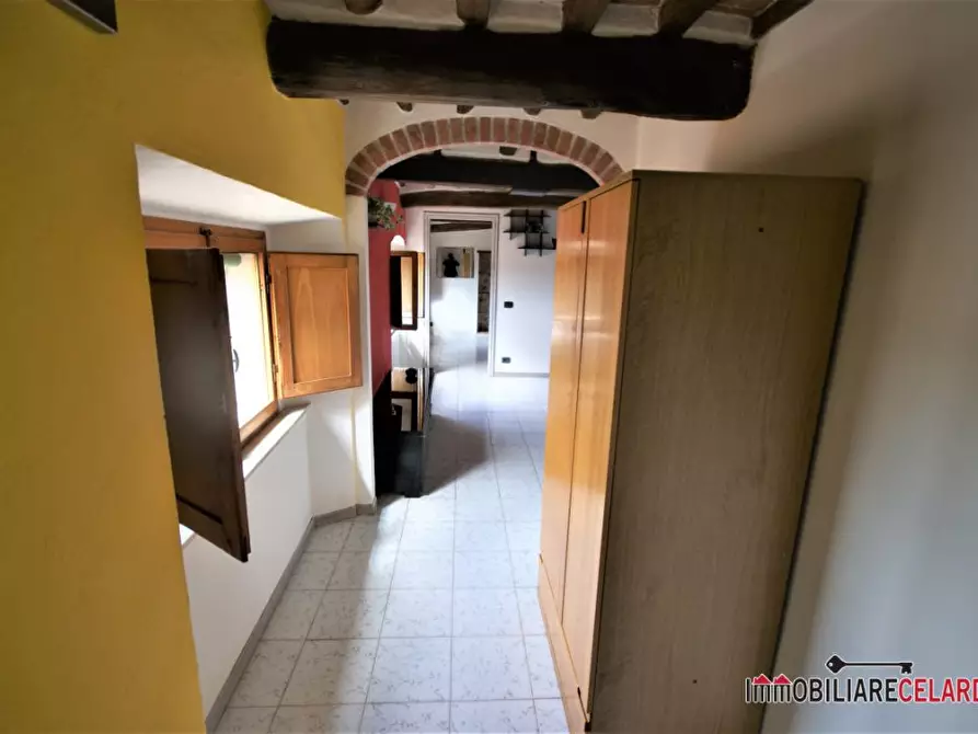 Immagine 5 di Appartamento in vendita  a Colle Di Val D'elsa