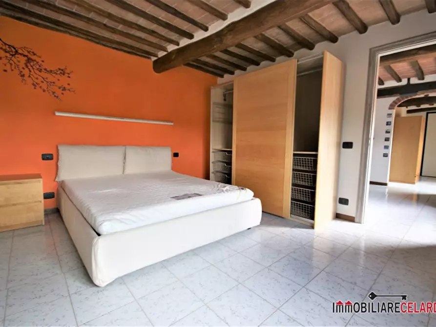 Immagine 6 di Appartamento in vendita  a Colle Di Val D'elsa