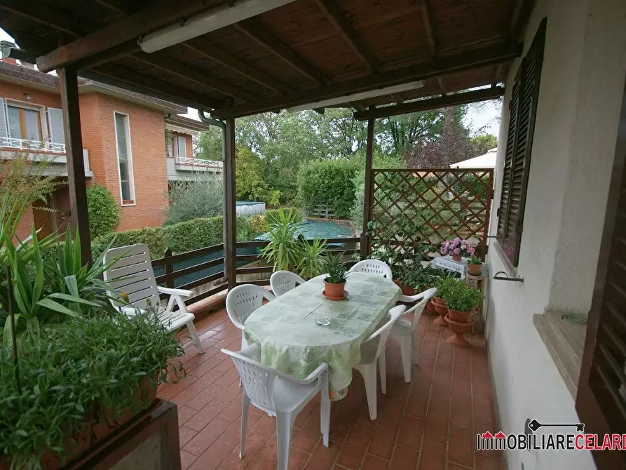 Immagine 5 di Appartamento in vendita  a Colle Di Val D'elsa