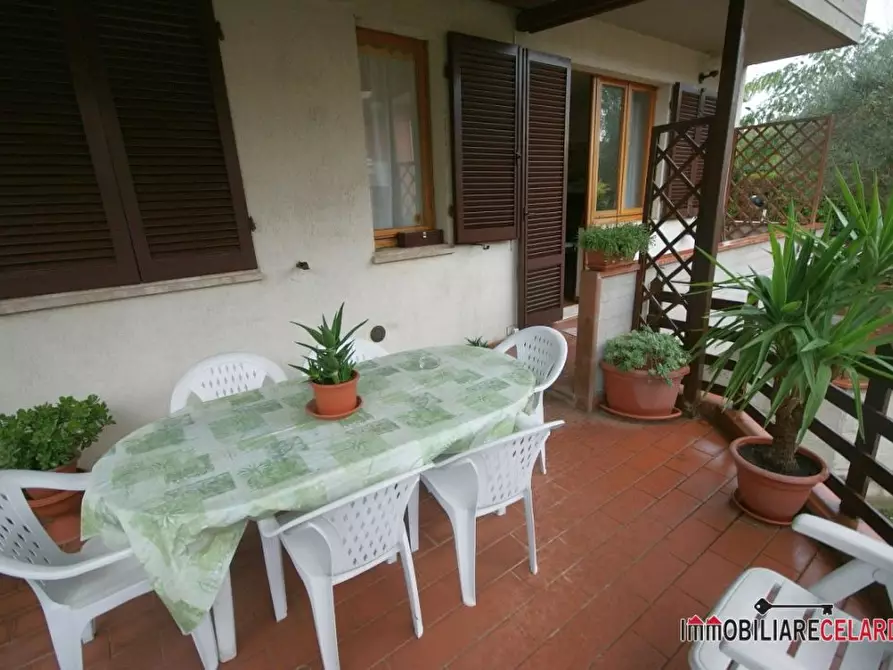 Immagine 6 di Appartamento in vendita  a Colle Di Val D'elsa