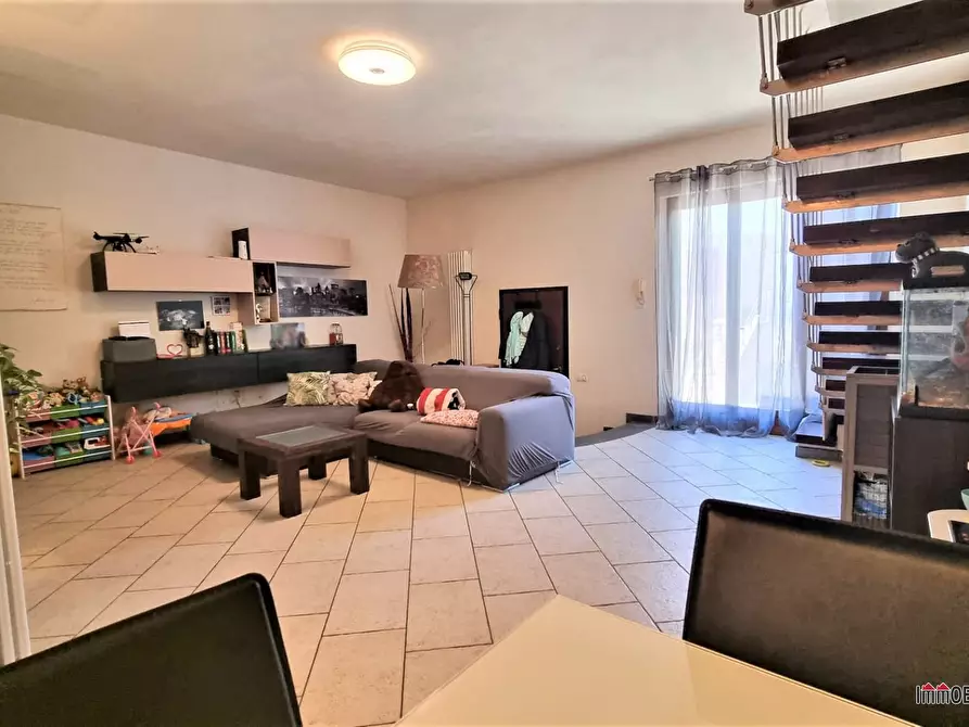 Immagine 2 di Appartamento in vendita  a Monteriggioni