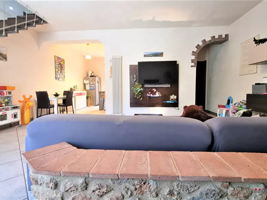 Immagine 5 di Appartamento in vendita  a Monteriggioni
