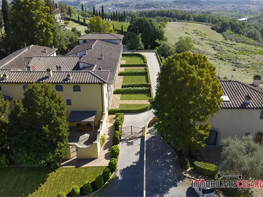 Immagine 1 di Appartamento in vendita  a Gambassi Terme