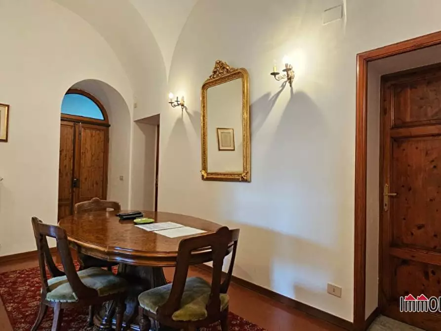 Immagine 2 di Appartamento in vendita  a Volterra