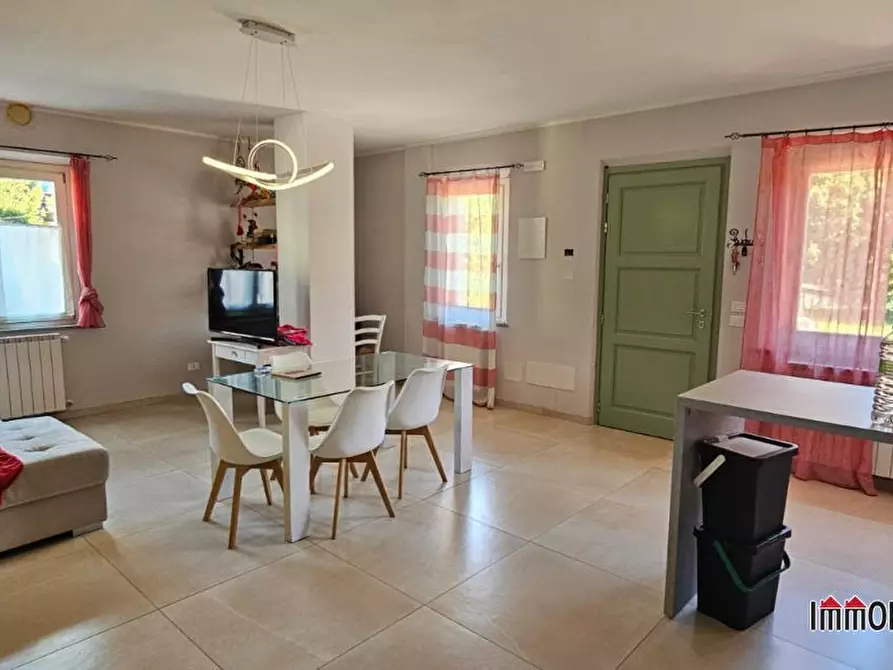 Immagine 4 di Appartamento in vendita  a Colle Di Val D'elsa