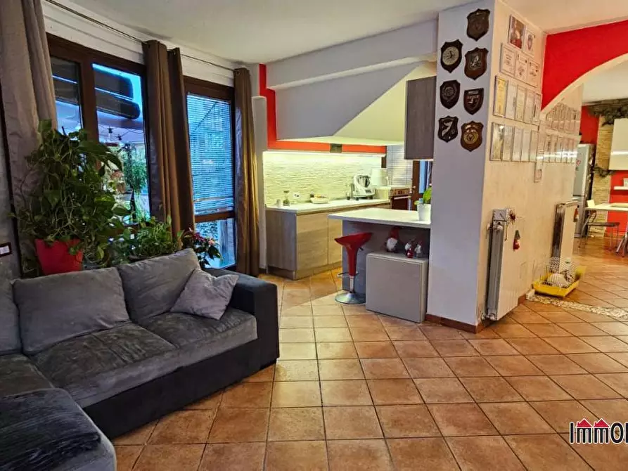Immagine 5 di Appartamento in vendita  a Colle Di Val D'elsa