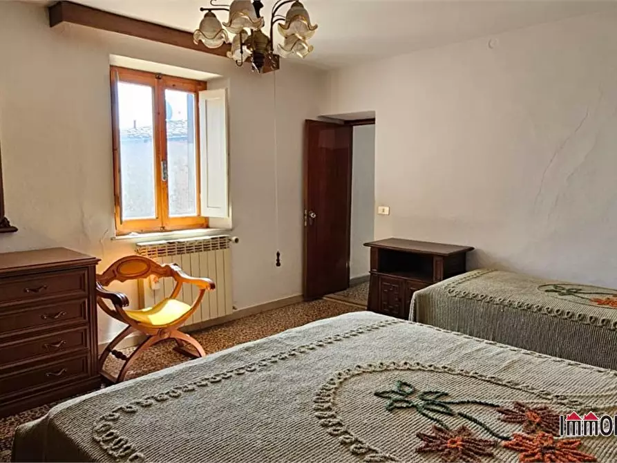 Immagine 10 di Appartamento in vendita  a Casole D'elsa