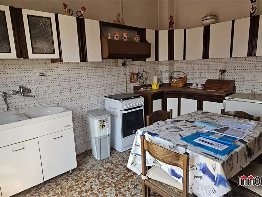 Immagine 8 di Appartamento in vendita  a Colle Di Val D'elsa