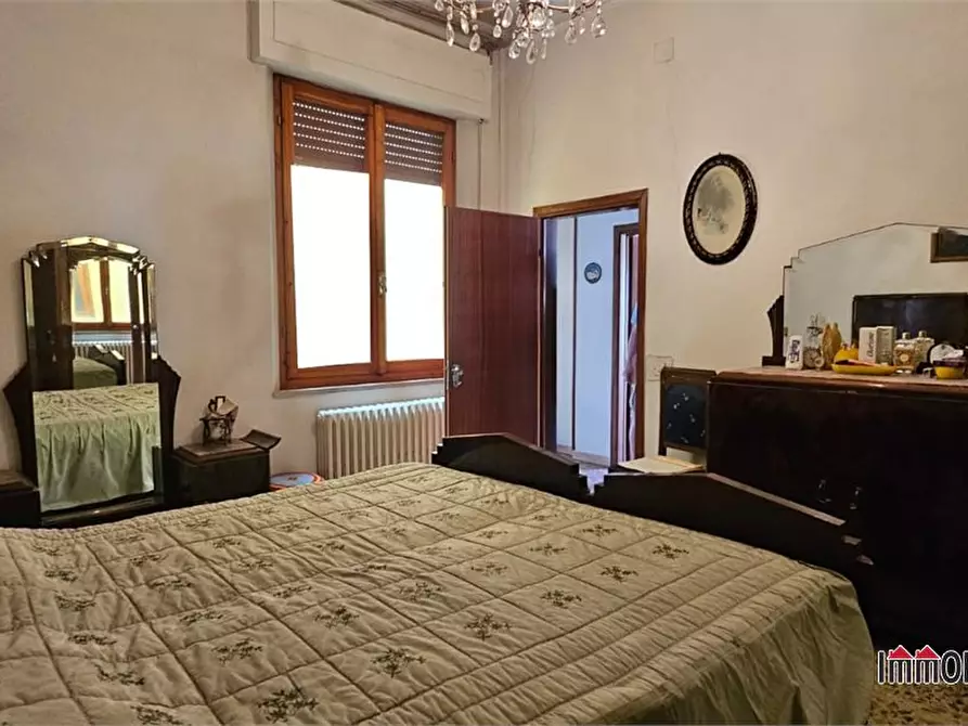 Immagine 10 di Appartamento in vendita  a Colle Di Val D'elsa