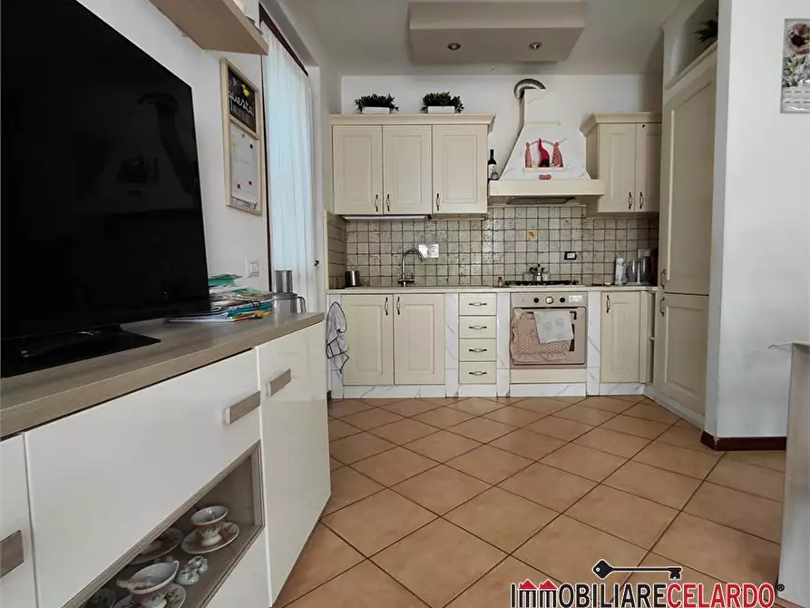 Immagine 5 di Appartamento in vendita  a Colle Di Val D'elsa