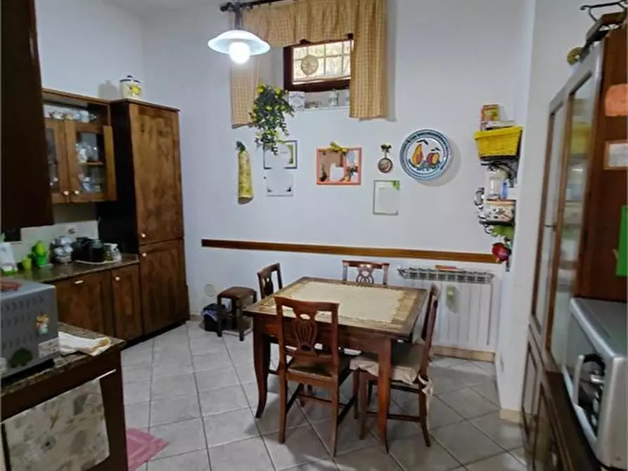 Immagine 9 di Appartamento in vendita  a Colle Di Val D'elsa