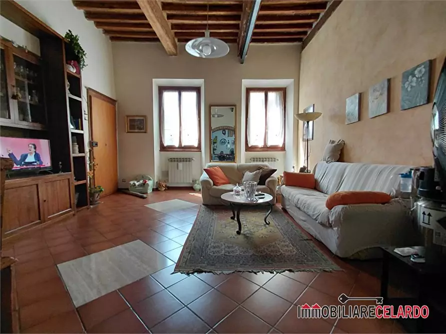 Immagine 6 di Appartamento in vendita  a Colle Di Val D'elsa