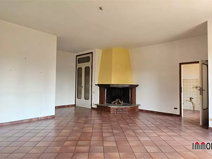 Immagine 2 di Appartamento in vendita  a Poggibonsi