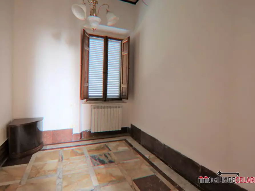 Immagine 5 di Appartamento in vendita  a Colle Di Val D'elsa