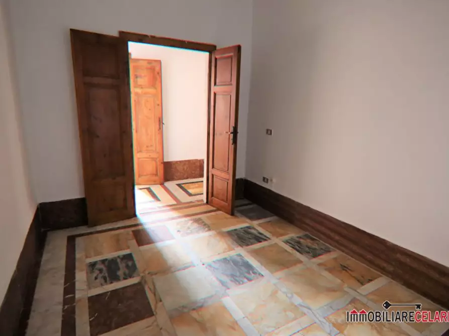 Immagine 3 di Appartamento in vendita  a Colle Di Val D'elsa
