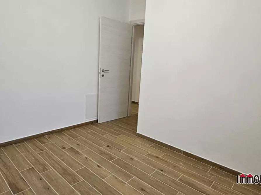 Immagine 6 di Appartamento in vendita  a Colle Di Val D'elsa