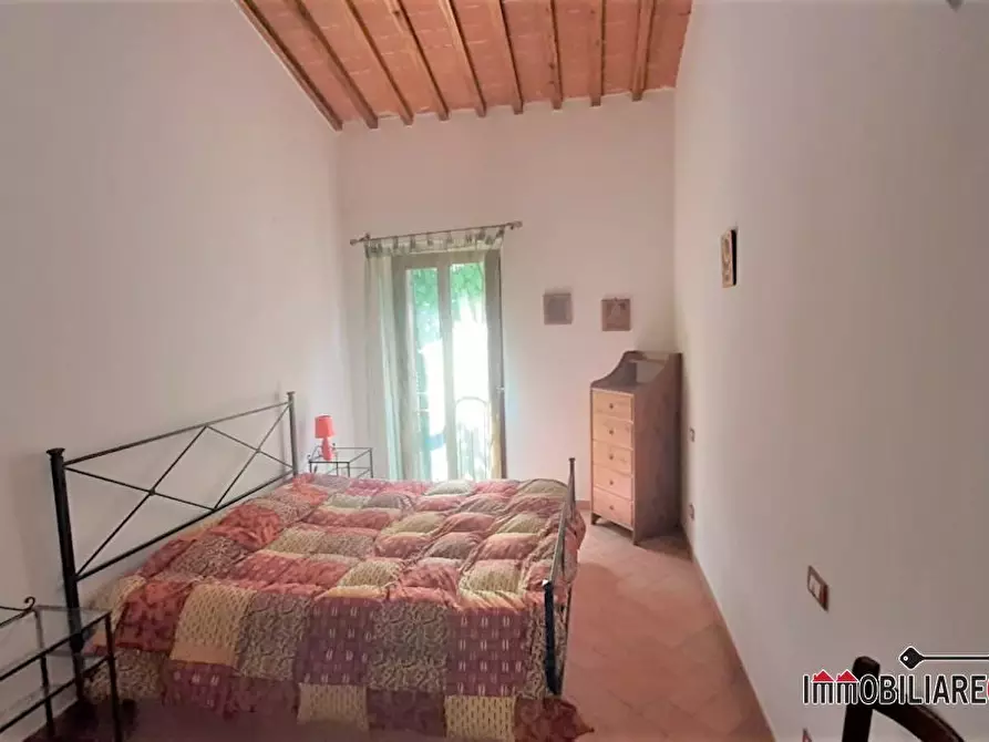 Immagine 4 di Appartamento in vendita  a Radicondoli