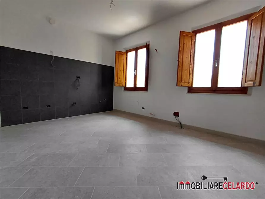 Immagine 1 di Appartamento in vendita  a Colle Di Val D'elsa