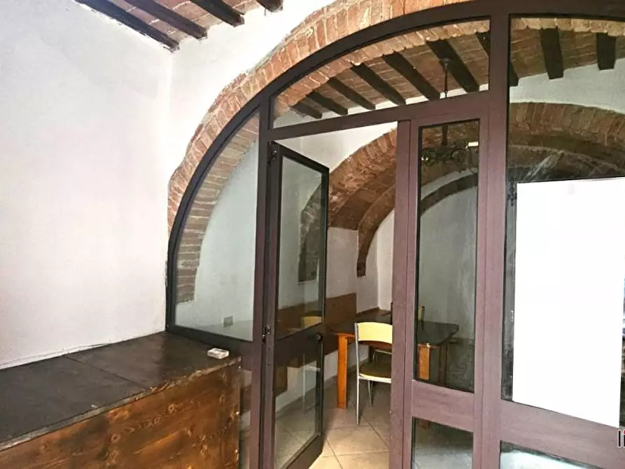 Immagine 6 di Appartamento in vendita  a Colle Di Val D'elsa