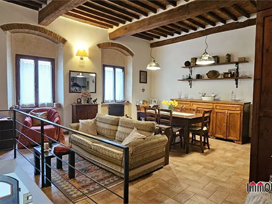 Immagine 1 di Appartamento in vendita  a Colle Di Val D'elsa