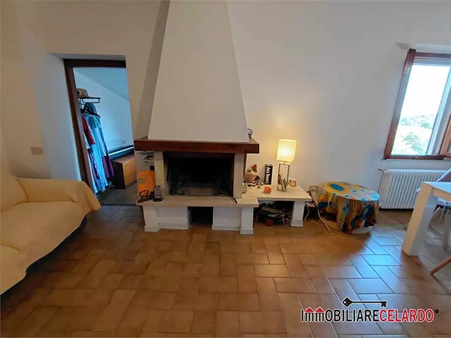 Immagine 2 di Appartamento in vendita  a Colle Di Val D'elsa